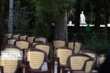 Many fans of Mohammad- Reza Shajarian gathered in Tomb of Ferdowsi