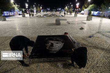 Many fans of Mohammad- Reza Shajarian gathered in Tomb of Ferdowsi