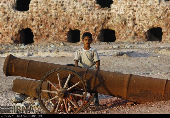 هرمز از گردشگری تا خاک رنگین کمانی 3