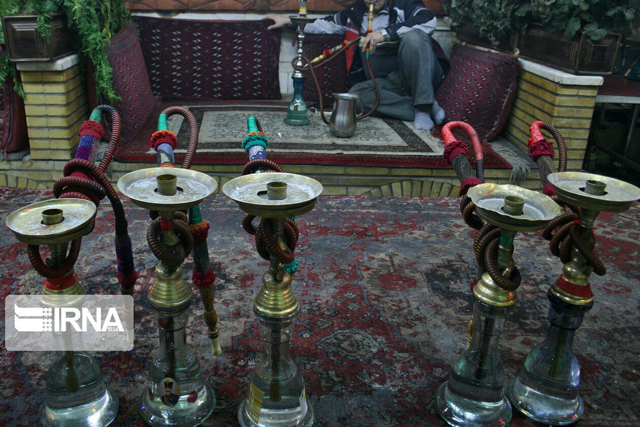 6 قلیان سرای متخلف در تاکستان شناسایی و پلمب شدند