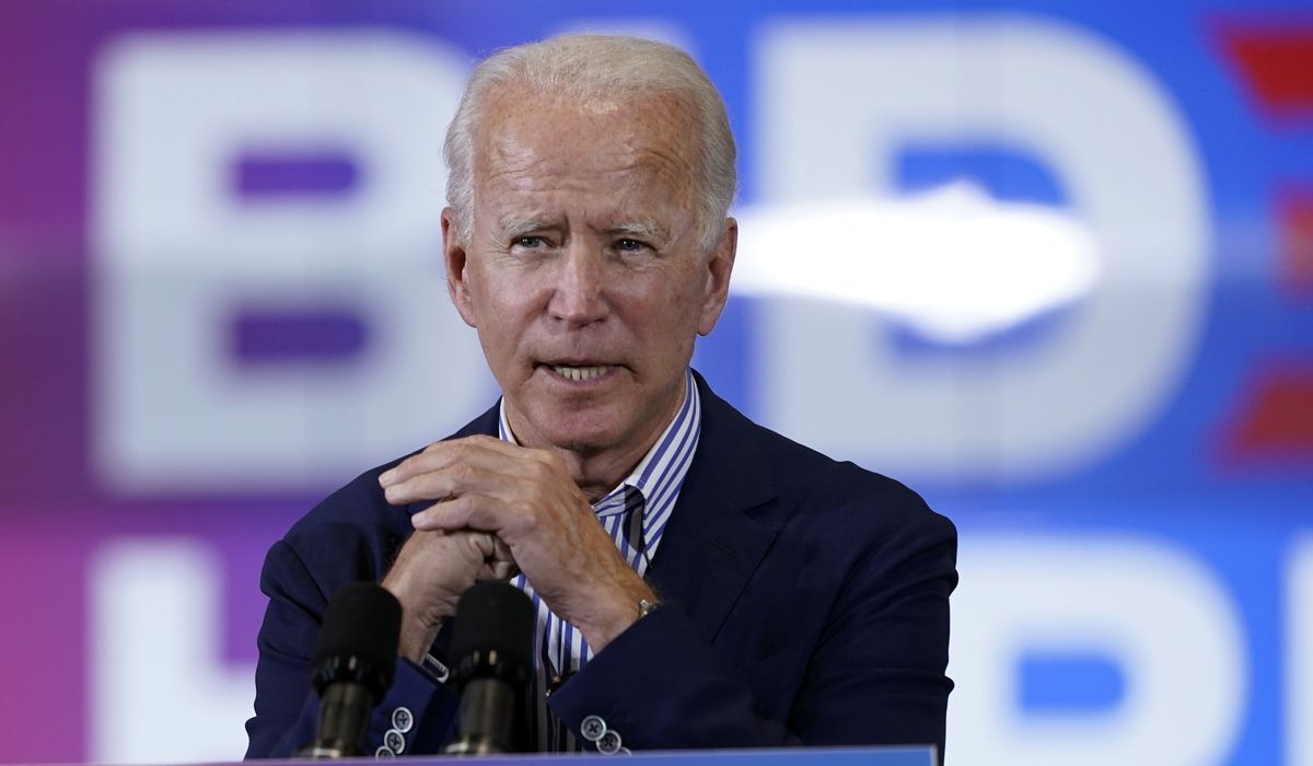 بایدن، نامزد مورد تایید سفیران سابق و کارشناسان خاورمیانه