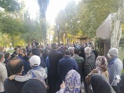 صدها نفر از دوستداران مرحوم شجریان بر مزارش حضور یافتند