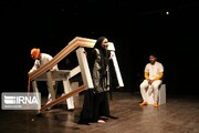 اجرای «کافه تریا» و «کاش چشم نمی‌دید» در دومین روز جشنواره تئاتر همدان