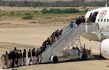 اولین گروه اسرای انصارالله وارد فرودگاه صنعا شد