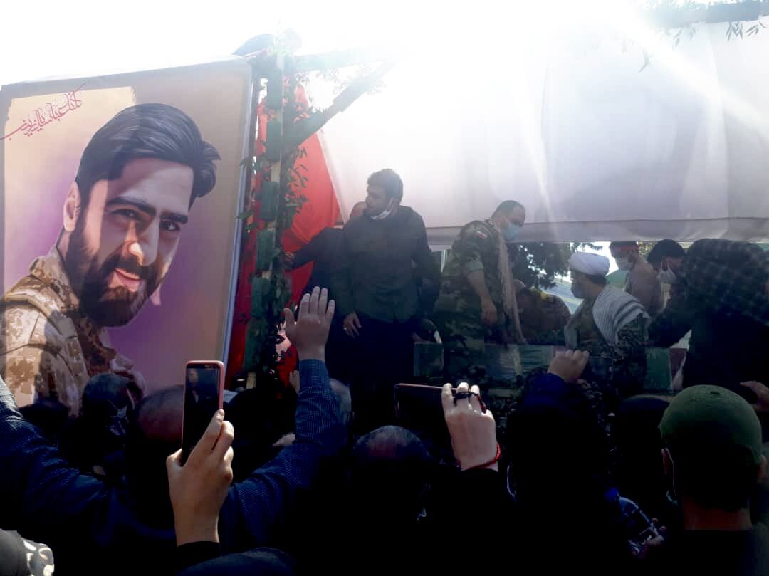 پیکر شهید مدافع حرم در آمل تشییع و به خاک سپرده شد
