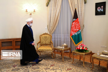 Afghanistan's Abdullah meets with Iranian President