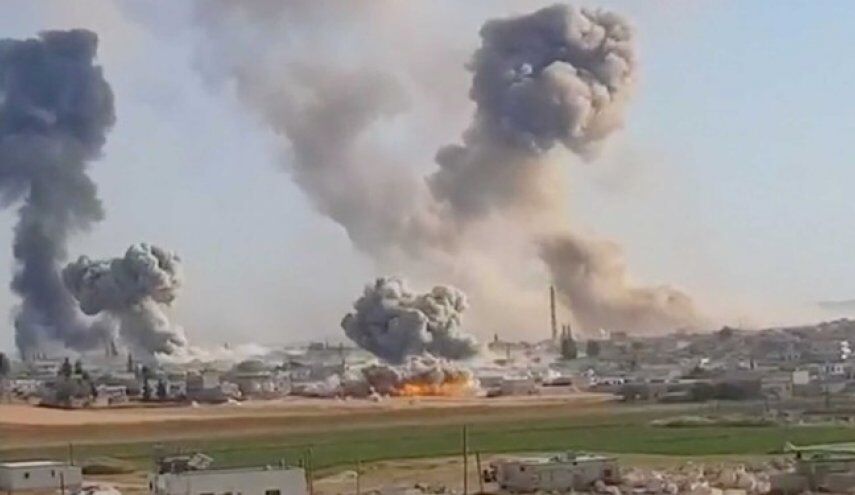 ارتش سوریه مواضع تحریرالشام در جنوب ادلب را بمباران کرد
