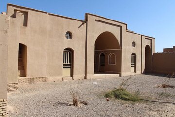 Historic district of a tourist attraction village in central Iran