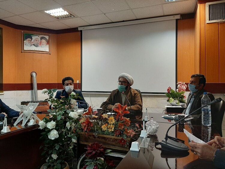 نماینده کاشمر: برخی قوانین موجود در کشور مزاحم تولید هستند