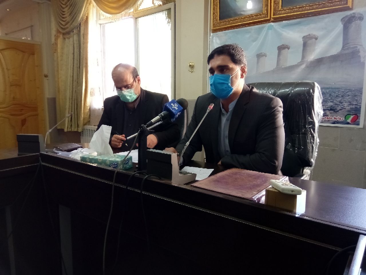 فرماندار کنگاور: با صنوف متخلف برخورد میشود فرماندار کنگاور: با صنوف متخلف برخورد میشود