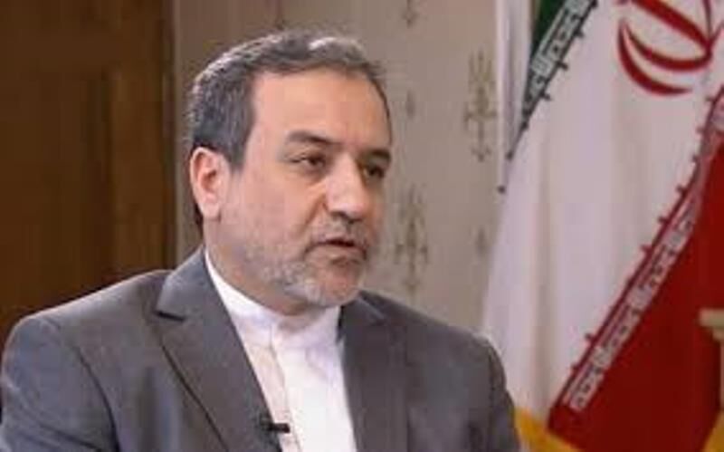 عراقچی وارد باکو شد