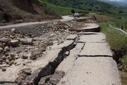 رانش زمین جاده روستای "گومه‌لیان" مهاباد را مسدود کرد