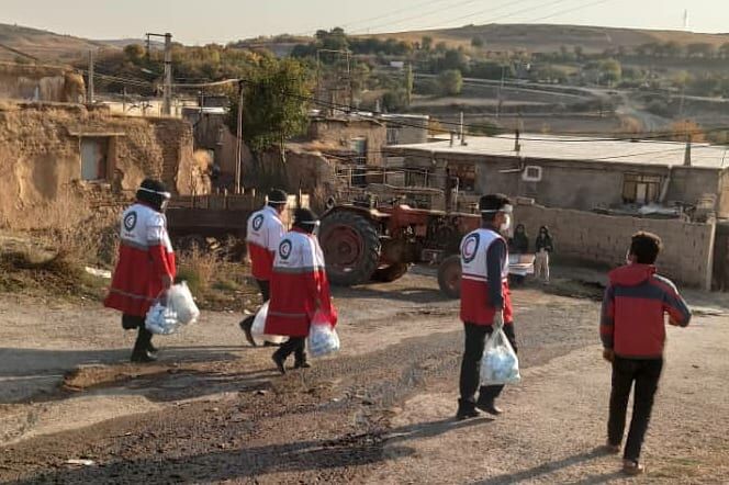 9 هزار و 800 بسته لوازم بهداشتی در روستاهای آلوده به به مین کردستان توزیع شد