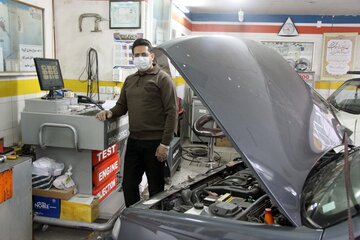 رعایت پروتکل های بهداشتی توسط اصناف مختلف در بروجرد