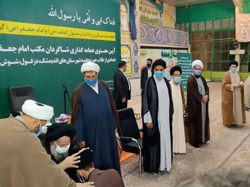 آمریکای جنایتکار عامل تفرقه در بین کشورهای مسلمان است آمریکای جنایتکار عامل تفرقه در بین کشورهای مسلمان است