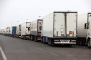 تردد روزانه ۵۰۰ کامیون در مرز آستارا و ضرورت مانع‌زدایی از صادرات