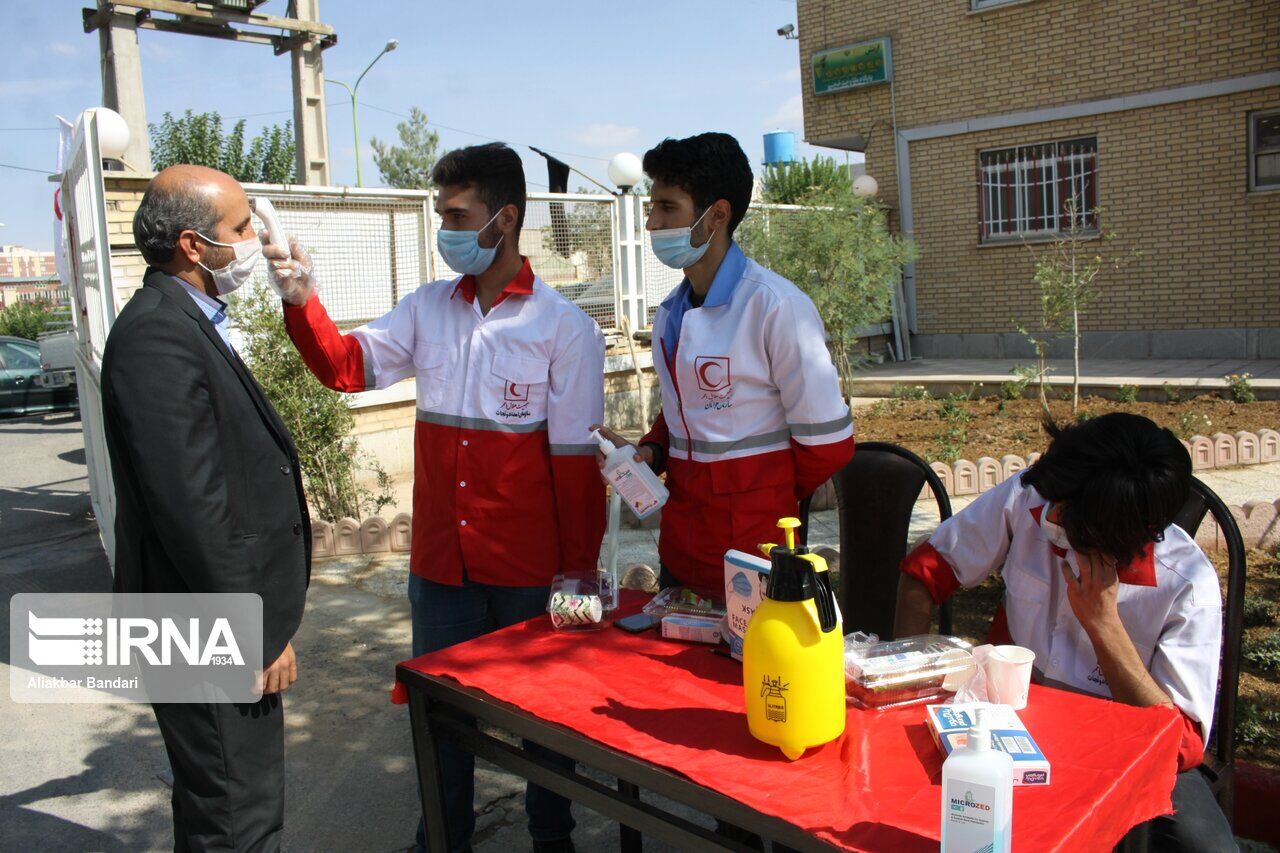 بهره مندی حدود پنج هزار نفر از خدمات آمران سلامت و توزیع بسته‌های غذایی در آستارا