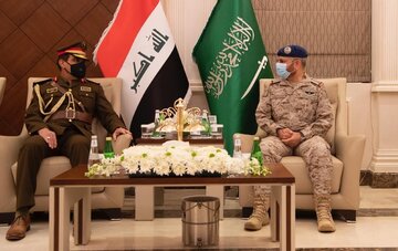 عراق و عربستان افق های همکاری نظامی را بررسی کردند
