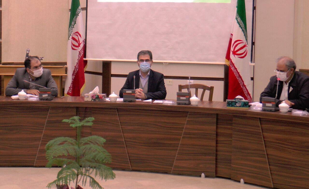 فرماندار: 90 درصد مردم عجب‌شیر از ماسک استفاده می‌کنند