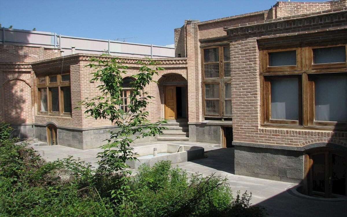 توجه به نیازهای جدید جامعه در مزایده 54 بنای تاریخی کشور