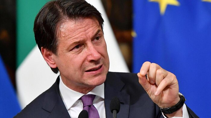 نخست وزیر ایتالیا کناره‌گیری کرد