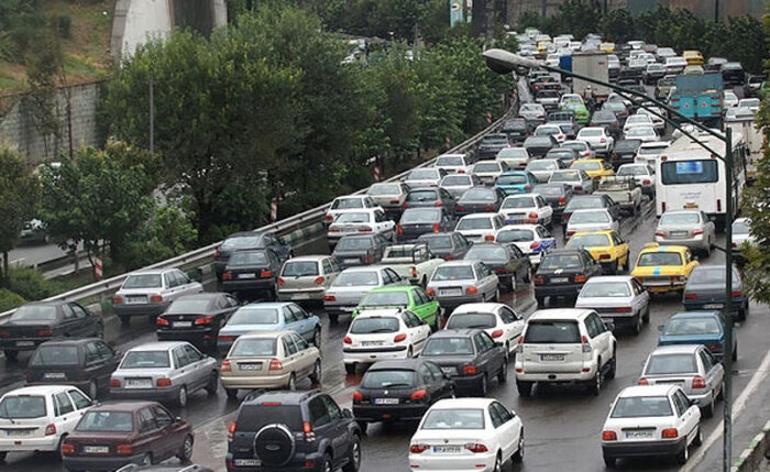 وضعیت ترافیکی معابر بزرگراهی و اصلی تهران در صبح سه‌شنبه