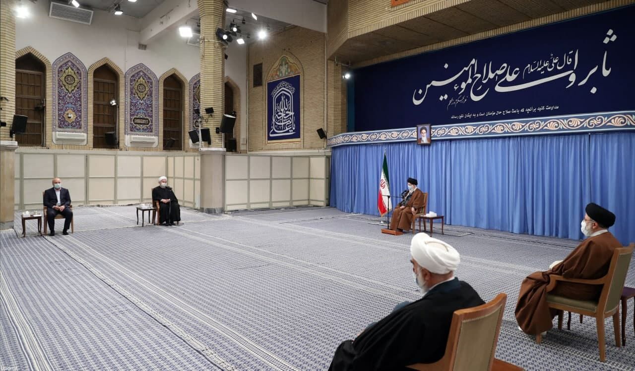 Iran's Supreme Leader attends High Economic Council's coordination meeting
