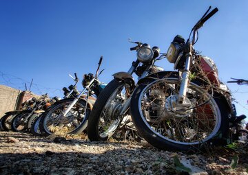 پلیس ۳۷۰۴ موتور سیکلت رسوبی را در البرز ترخیص کرد