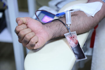 مردم سمنان کاهش ذخایر خون در ماه رمضان را با مراجعه شبانه جبران کنند
