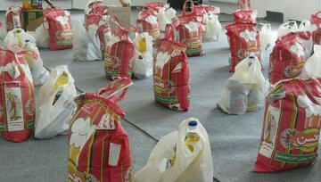 کمیته امداد سمنان ۲۰ هزار بسته معیشتی شب یلدا توزیع می‌کند