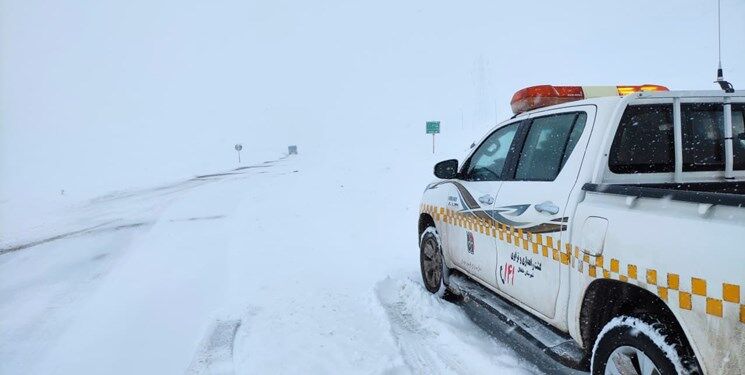 برف راه ارتباطی روستاهای خلخال را بست