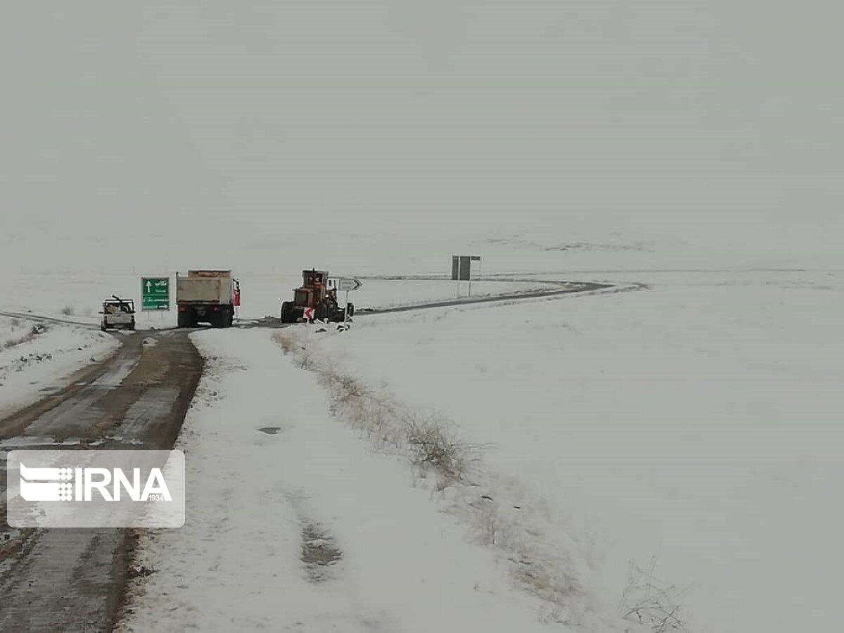 راه دسترسی به ۲۵ روستای اشنویه بازگشایی شد