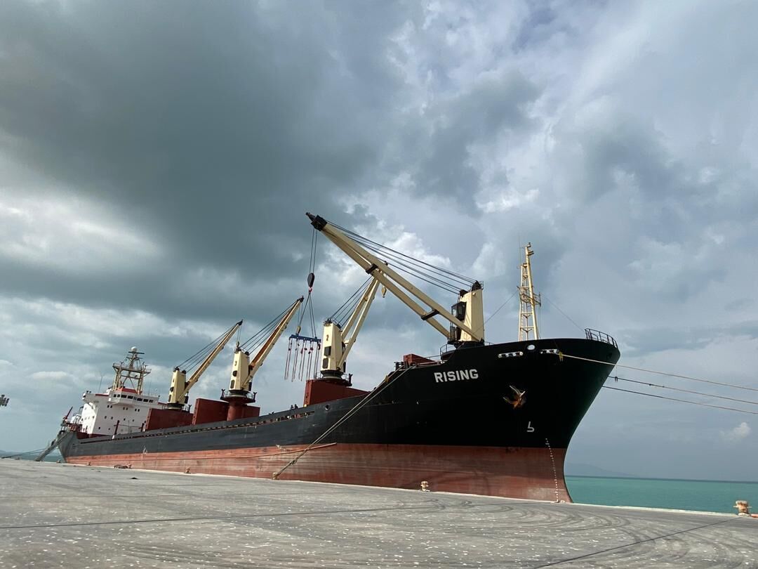 Qeshm Island exports 19,000 tons cement