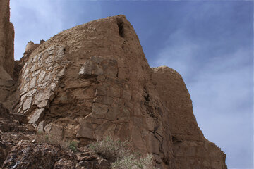 قلعه ساروی بزرگ سمنان