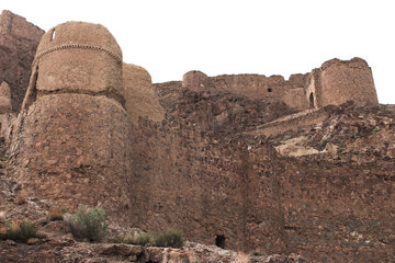 قلعه ساروی بزرگ سمنان