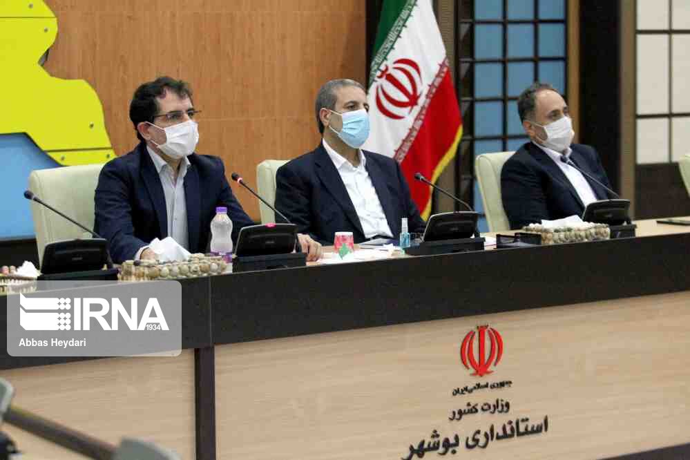 استاندار بوشهر: دانشجو پایگاه عزت طلبی جامعه است