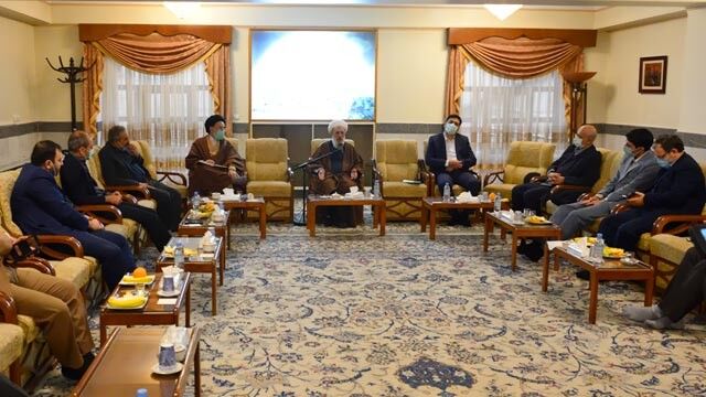 آیت‌الله ری شهری: نسبت به حل مشکلات مردم شهرری غفلت شده‌است