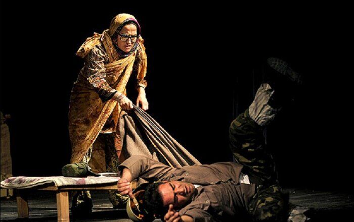 جشنواره تئاتر تهران با اجرای ۳ نمایش از امروز آغاز به کار کرد