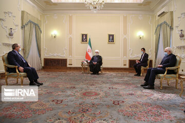 New Syrian FM meets with Iranian President