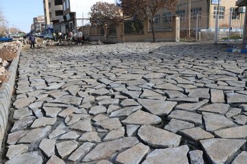 عملیات عمرانی شهرداری بوکان در برودت هوا