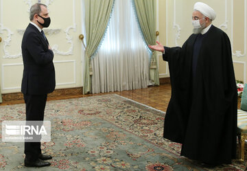 Azerbaijani FM meets with Iranian president