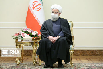 Azerbaijani FM meets with Iranian president