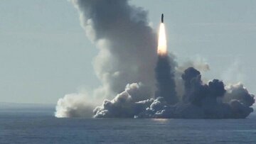 روسیه چهار موشک قاره‌پیمای دریاپایه پرتاب کرد