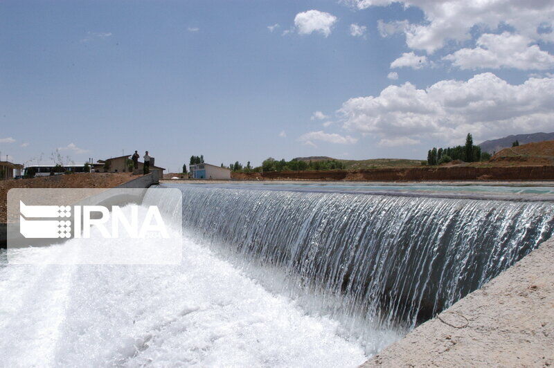 ۷۴۰هزار مترمکعب آب درخمین ذخیره سازی شد
