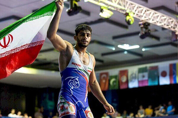 Irans Wrestler gewinnt bei der Weltmeisterschaft die Bronzemedaille