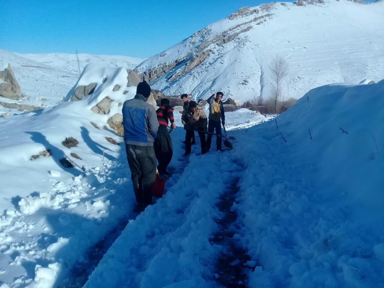 کولاک راه ارتباطی ۴۰ روستای آذربایجان‌شرقی را بست