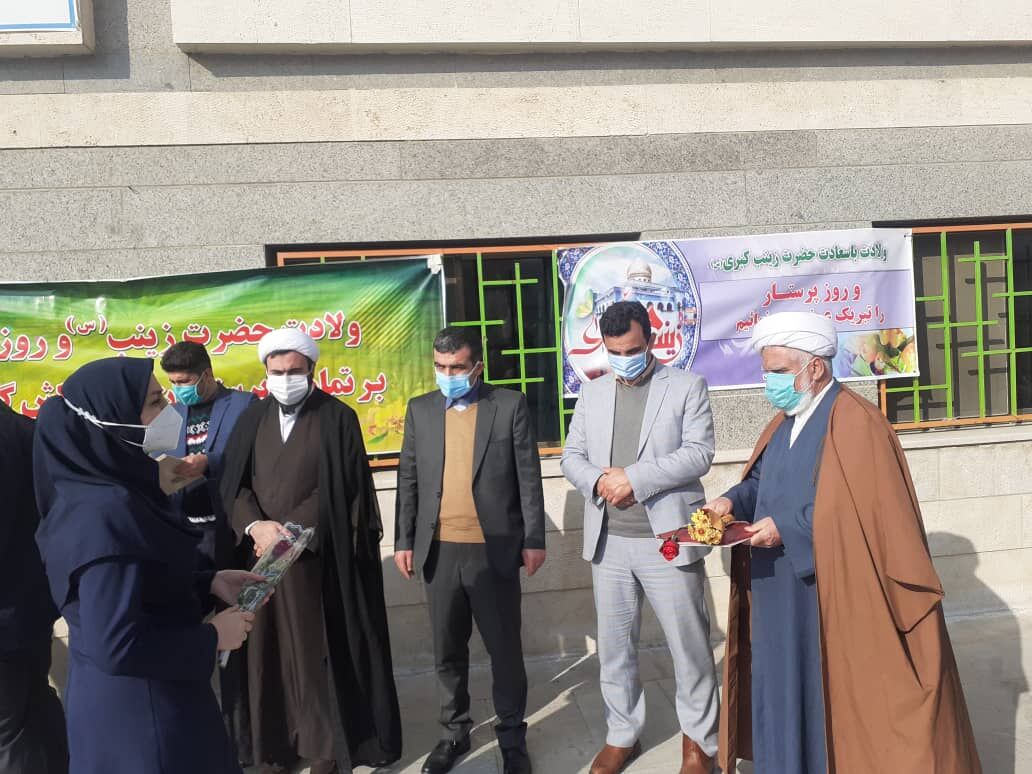 فرماندار فیروزکوه: مجاهدت‌های پرستاران قابل توصیف نیست