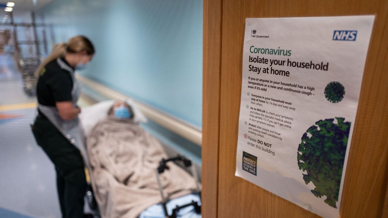 کرونا و افزایش پرسرعت مراجعان به بیمارستان‌ها در انگلیس