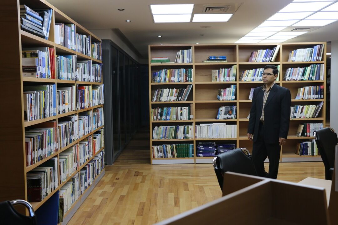کتابخانه موزه بزرگ خراسان هفت هزار جلدکتاب تخصصی دارد