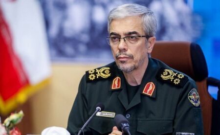 Senior Commander: US, Israel wounded by Islamic Revolution